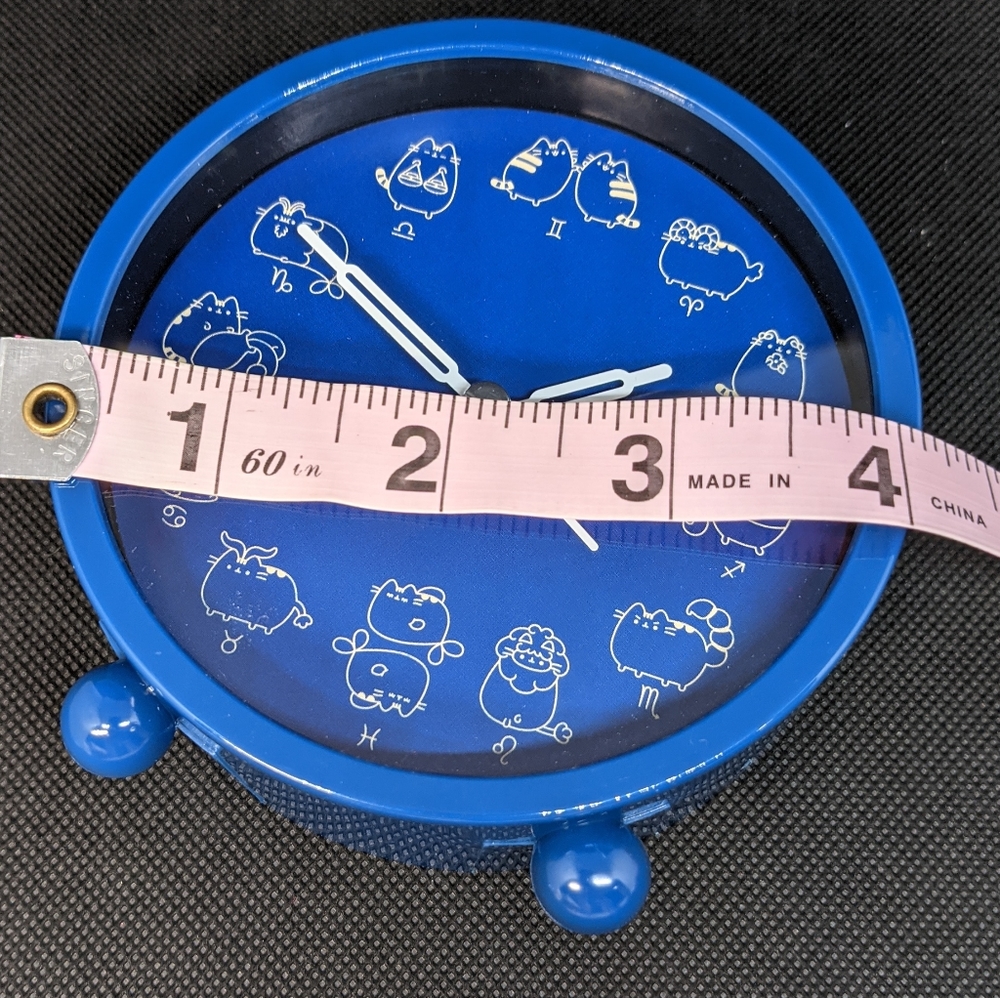 Pusheen table clock - Picture 2 of 6
